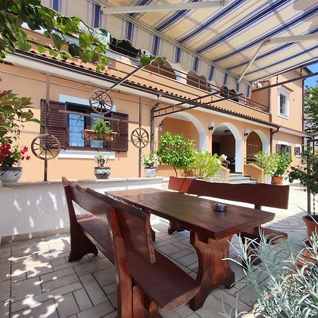 M&R Apartmani Rovinj Exterior foto